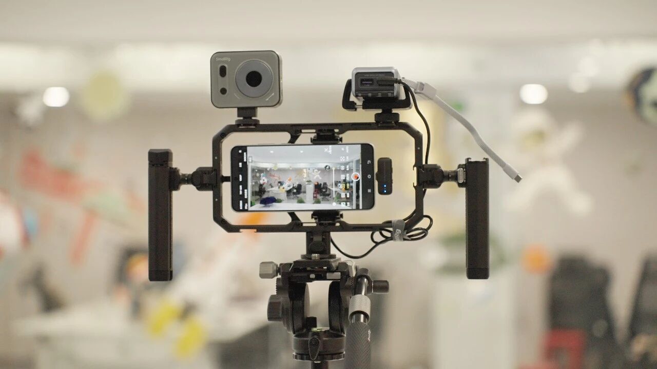 轻装上阵,专业不减!SmallRig×vivo 轻量化方案获湖南广电认可插图 轻装上阵,专业不减!SmallRig×vivo 轻量化方案获湖南广电认可插图