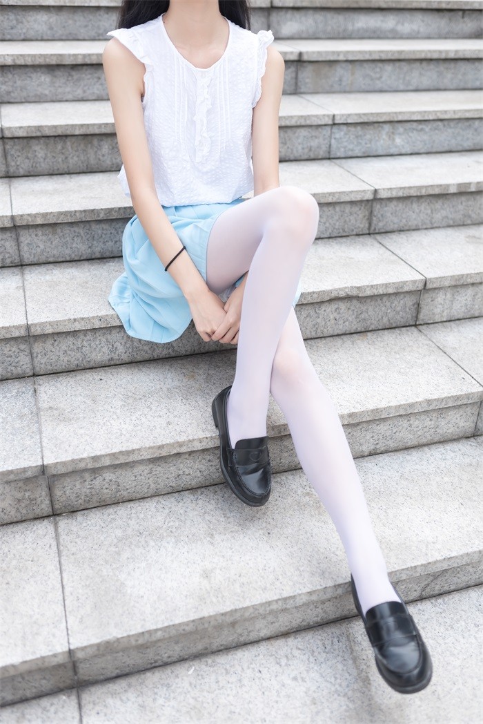 风之领域精品写真@No.028 蓝短裙的白丝解解 [50P/181MB]插图2