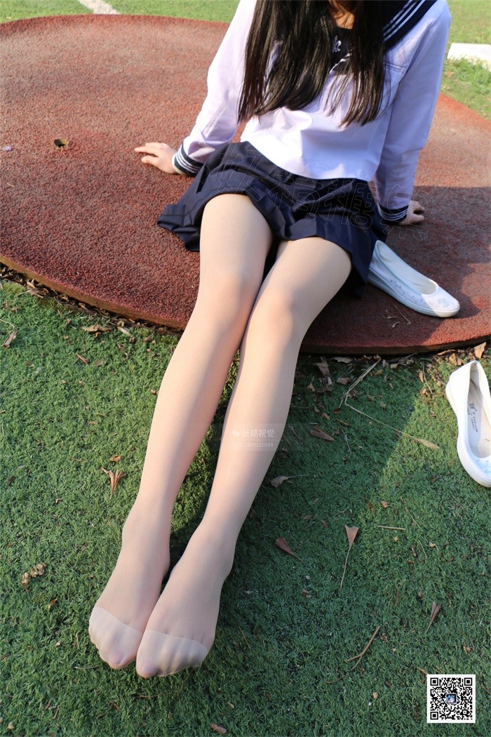 妖精视觉@NO.076 甜甜 体育场足尖加固肉丝袜 [55P/57MB]插图1