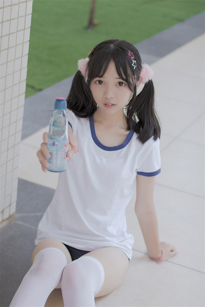 风之领域精品写真@No.149 户外白丝双马尾罗莉 [40P/237MB]插图2