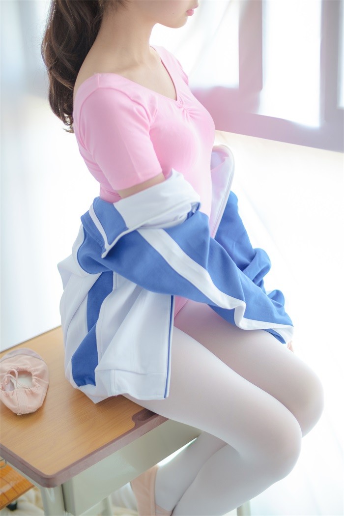 森萝财团精品@R15系列-012 [84P/392MB]插图