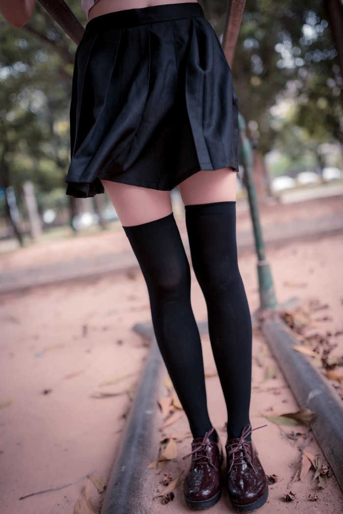 风之领域精品写真@No.187 黑丝户外筒袜 [41P/362MB]插图1