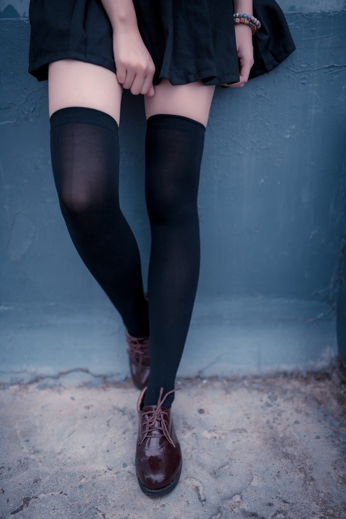 风之领域精品写真@No.187 黑丝户外筒袜 [41P/362MB]插图2
