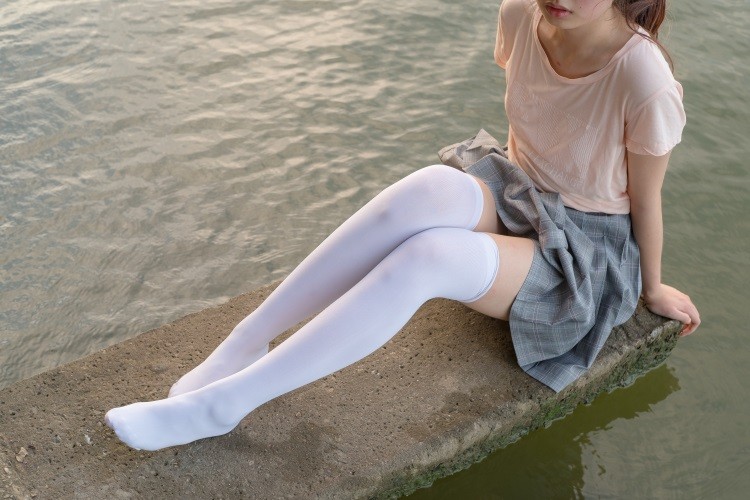 森萝财团精品@R15系列-032 [113P/918MB]插图1