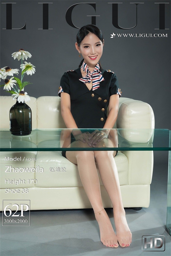 [Ligui丽柜] 2018.10.22 私人空姐服务 Model 赵维拉 [53P/23.2MB]插图