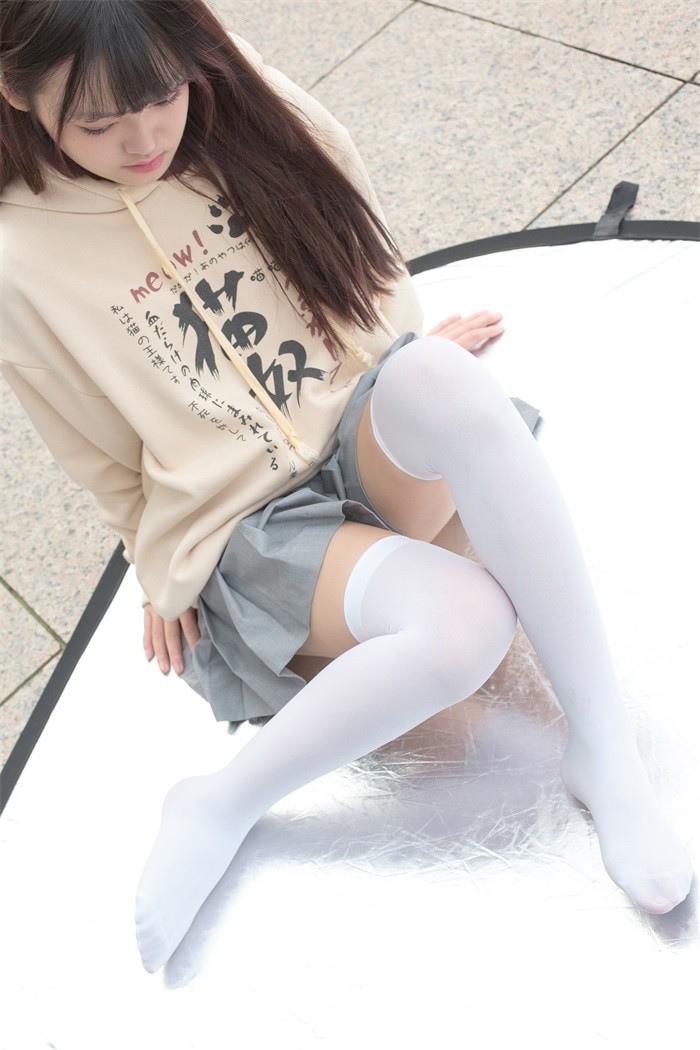 森萝财团精品@R15系列-040 [131P/864MB]插图1