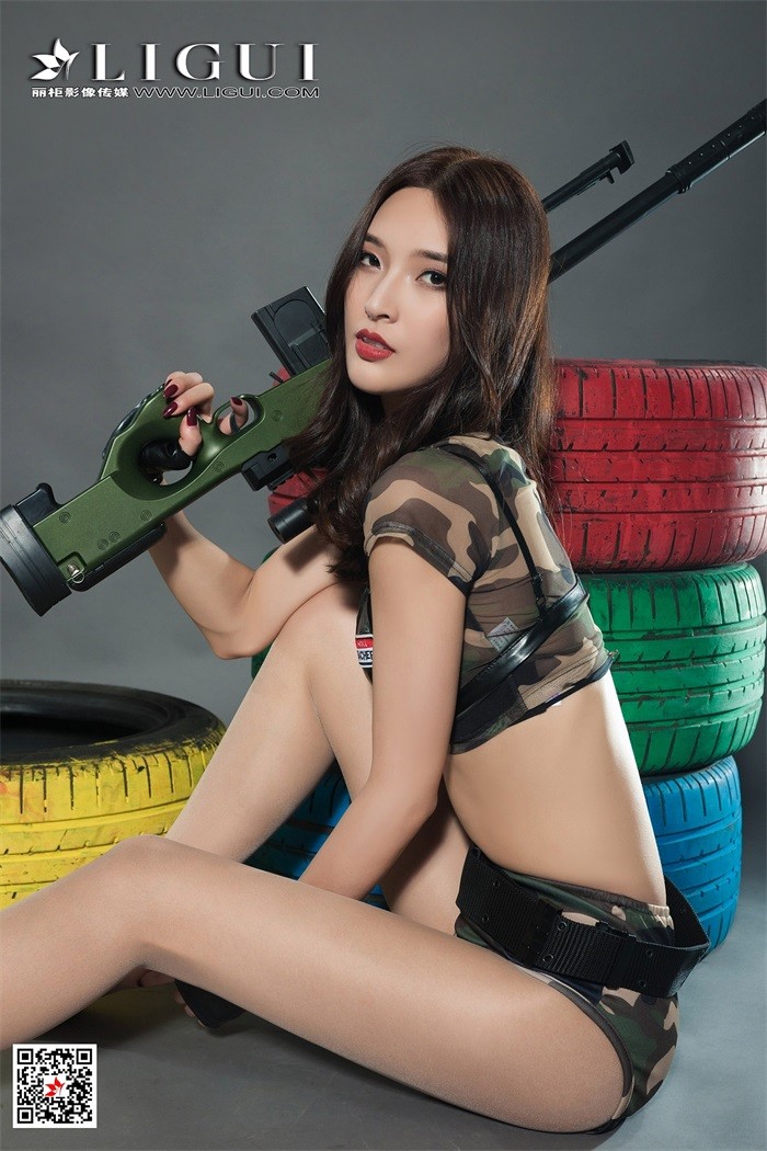 [Ligui丽柜] 2018.11.17 姓感吃鸡 Model 雪糕 [67P/95.5MB]插图