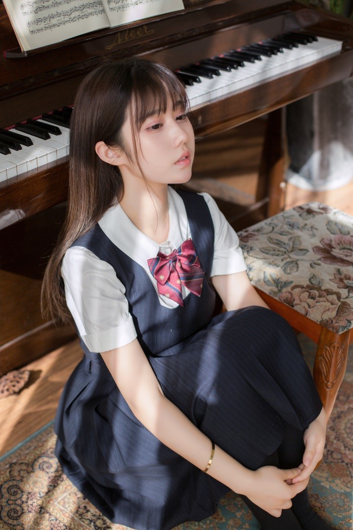 人气动漫Coser@镜酱 – 不知梦 至服 [38P/361MB]插图3