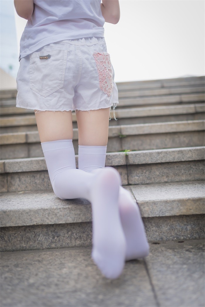 风之领域精品写真@No.057 一双美腿很吸睛 [50P/171MB]插图1