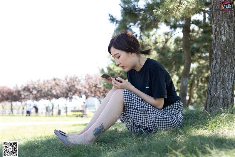 勿恋传媒 No.062 告别仲夏夜之梦,妖娆的镁足 [130P/1V/1.08GB]插图2