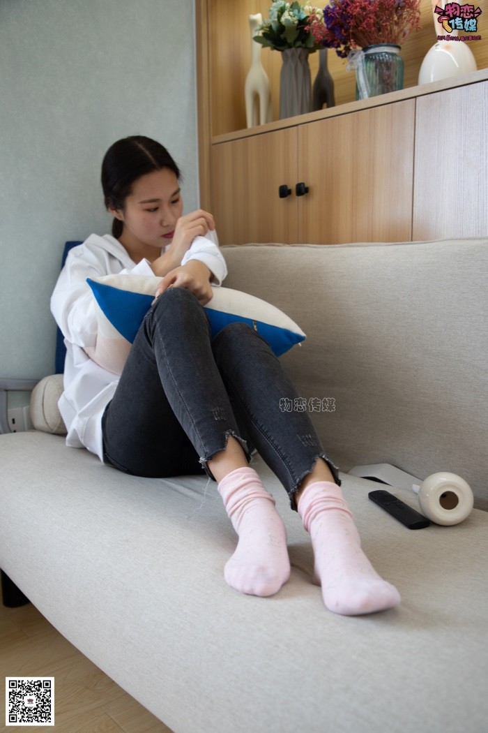 勿恋传媒 No.069 未来 遥控器 [139P/1V/864MB]插图1