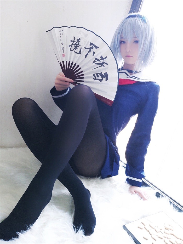 微博红人@一小央泽-黑丝折扇 空银子 [34P/162MB]插图