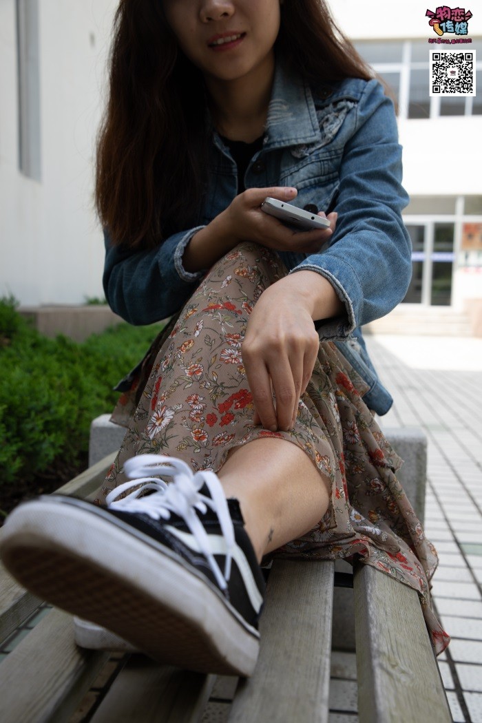 勿恋传媒 No.017 你们喜欢的vans配船袜,街拍风 [229P/1.25GB]插图