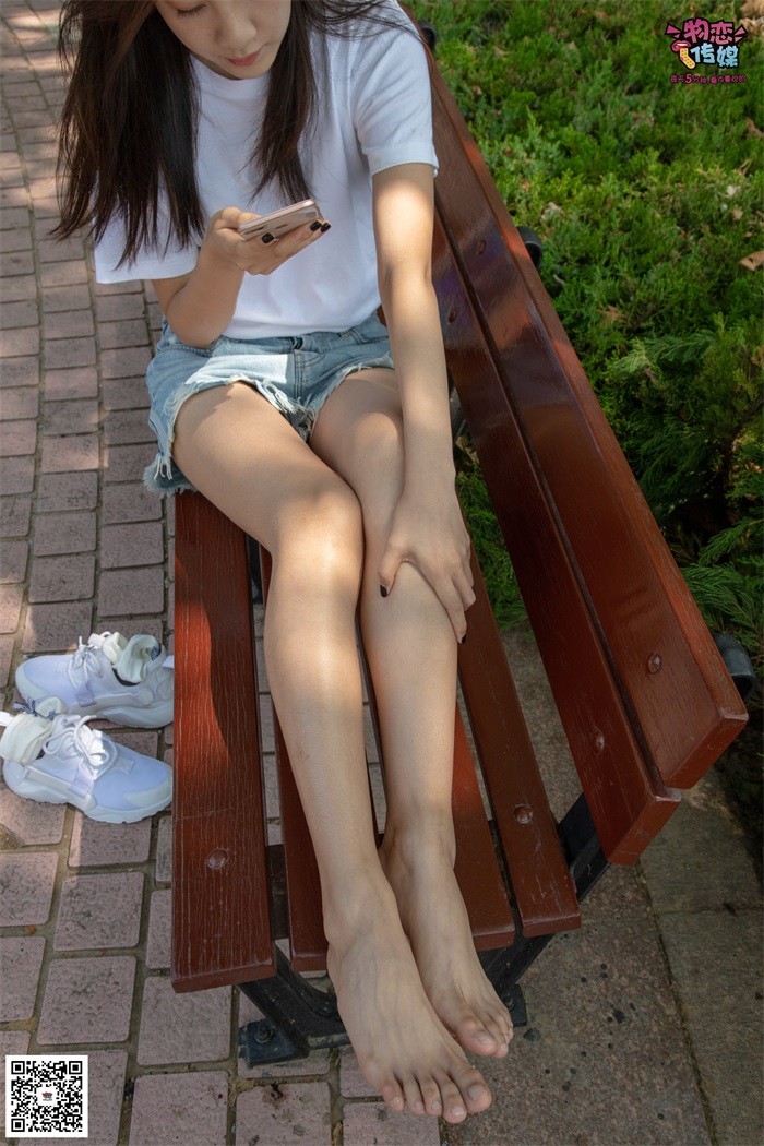 勿恋传媒 No.022 美,从未如此简单.可以做你的小小女友吗 [274P/1V/2.79GB]插图1