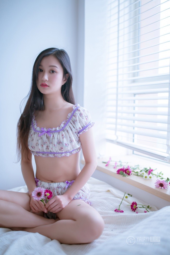 [YALAYI雅拉伊] 2019.02.14 No.185 你是我手里那束鲜花 仙女不会灰 [50P/279MB]插图1