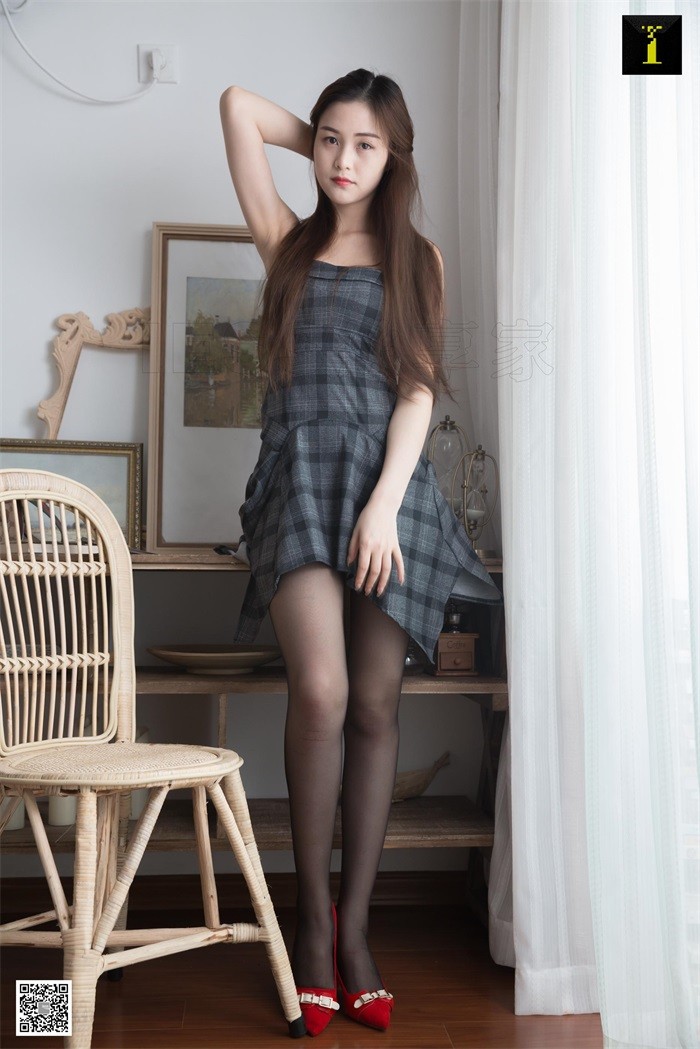 [IESS异思趣向] 2019.06.17 丝享家508：《九妹的红鞋格子裙》九妹 [90P/33.3MB]插图