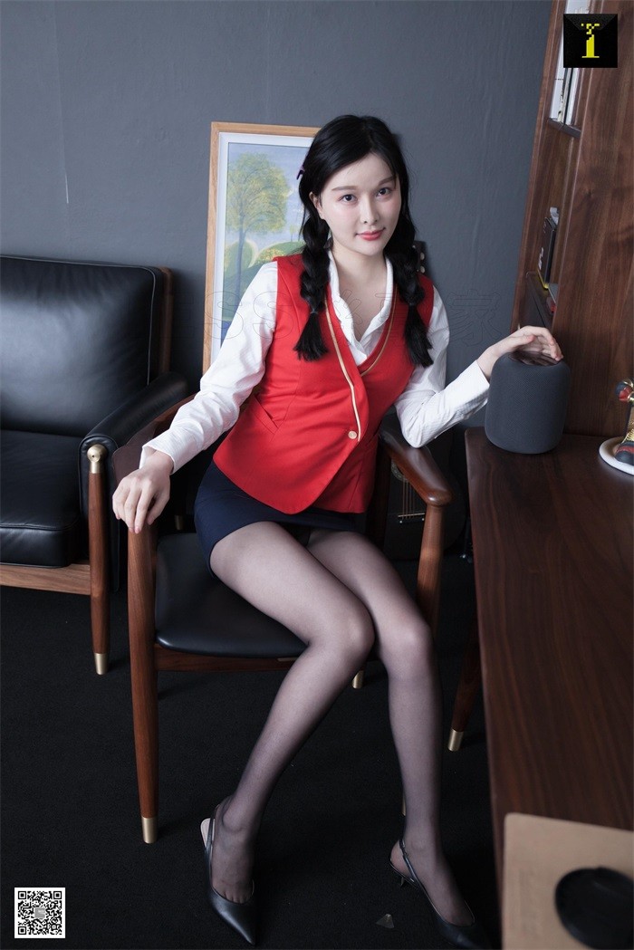 [IESS异思趣向] 2019.06.11 丝享家504：《萌系喵姐的职业装短裙》喵姐 [80P/27MB]插图