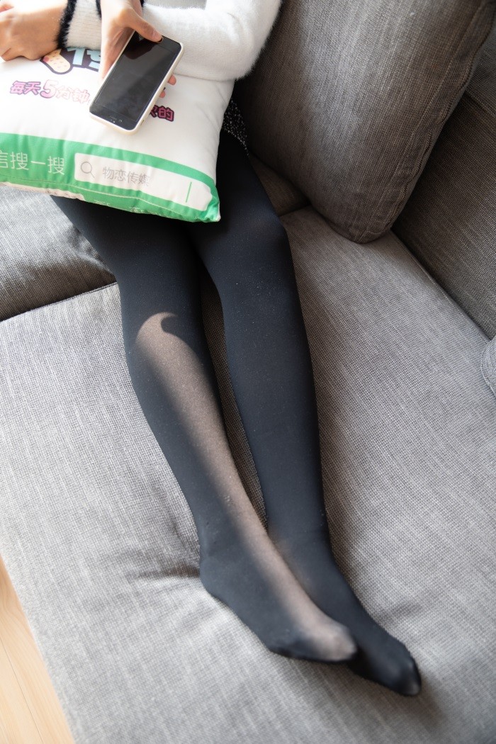 勿恋传媒 No.097 可儿-眼前的黑不是黑，你要的轻姓感 [99P/1V/1.09GB]插图2