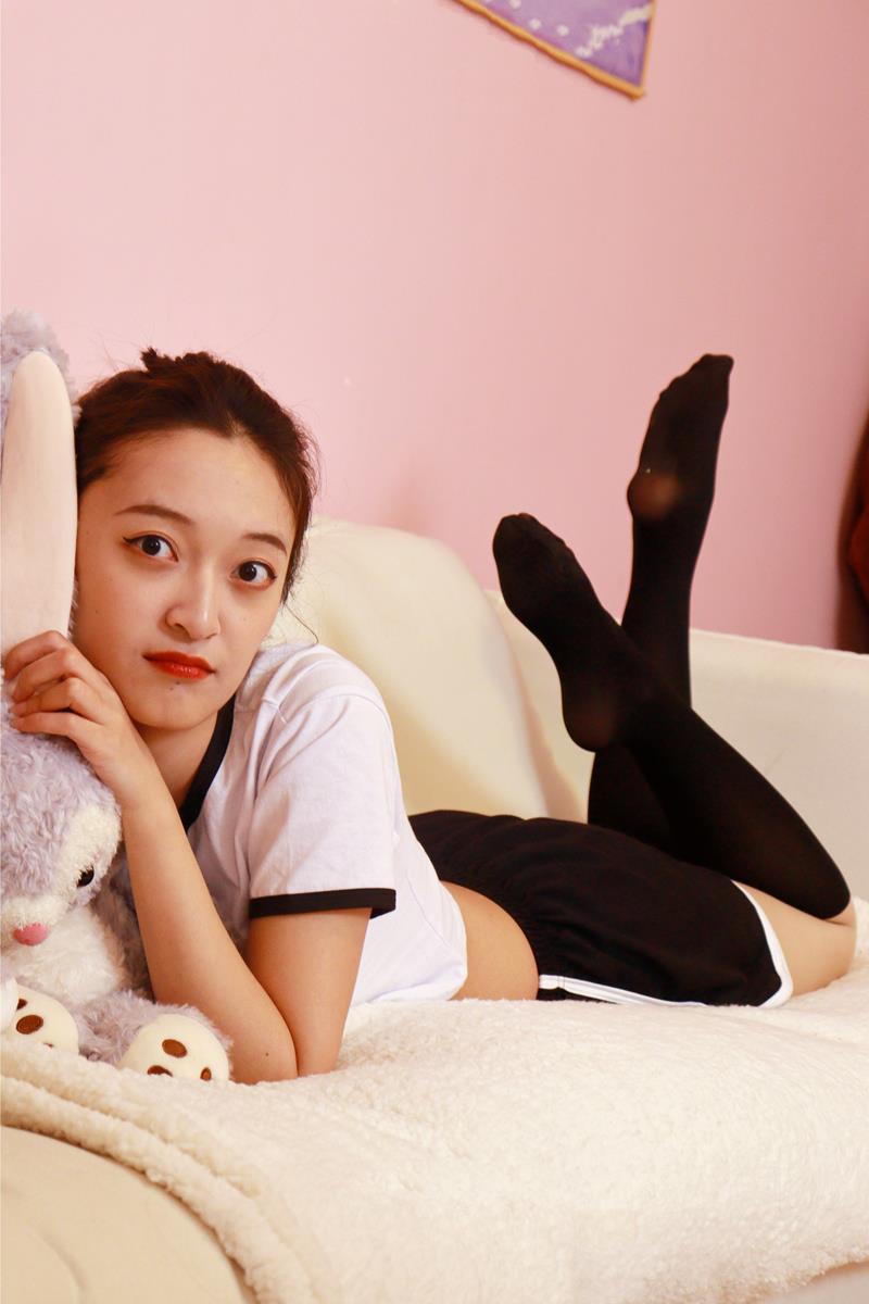 初夏女神 034期 依依俏皮女生体操服展示 [116P/1V/5.11G]插图