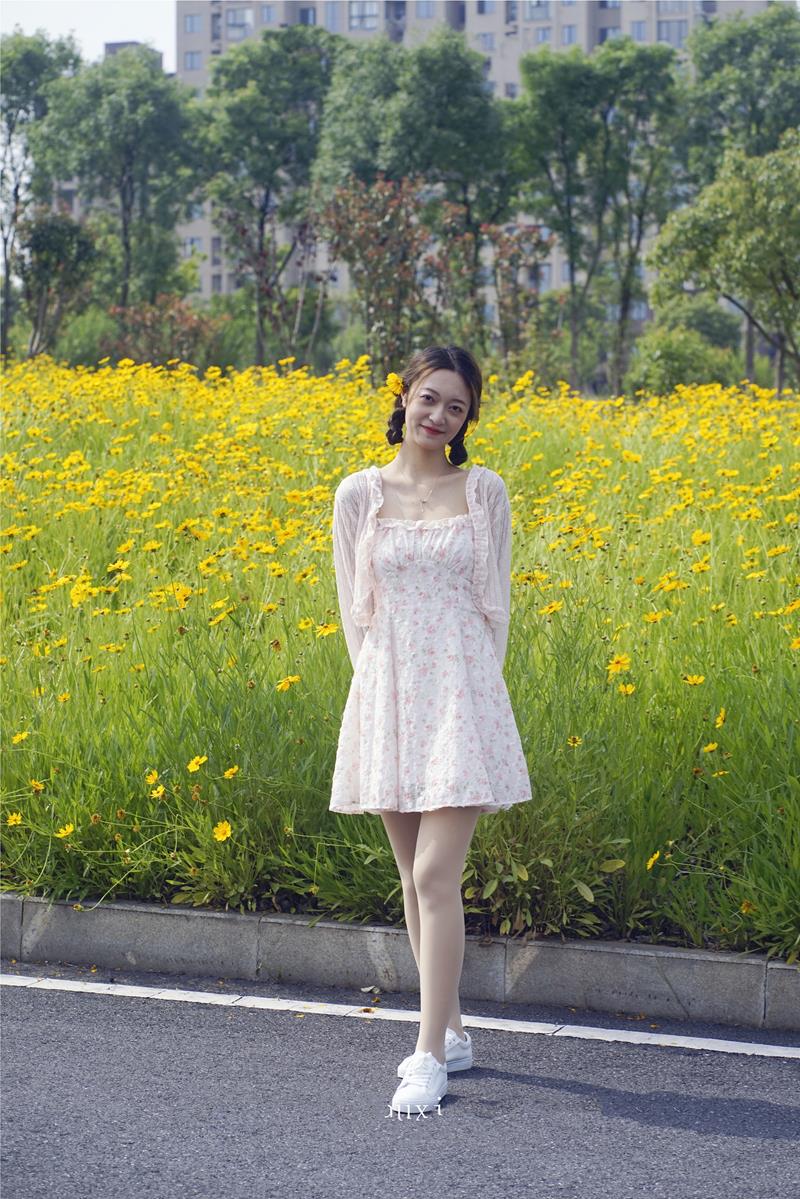 初夏女神 037期 依依《邻家女孩》风中少女 [122P/1V/4.65G]插图5