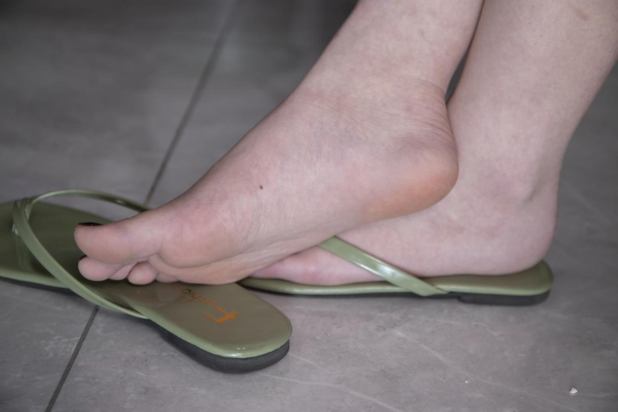 南国足艺 冷酷镁钕叶子美脚换鞋玩鞋裸足 [151P/1V/4.29G]插图5