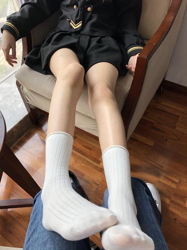 JK罗莉小解解白棉袜裸足 [55P/1V/247M]插图1