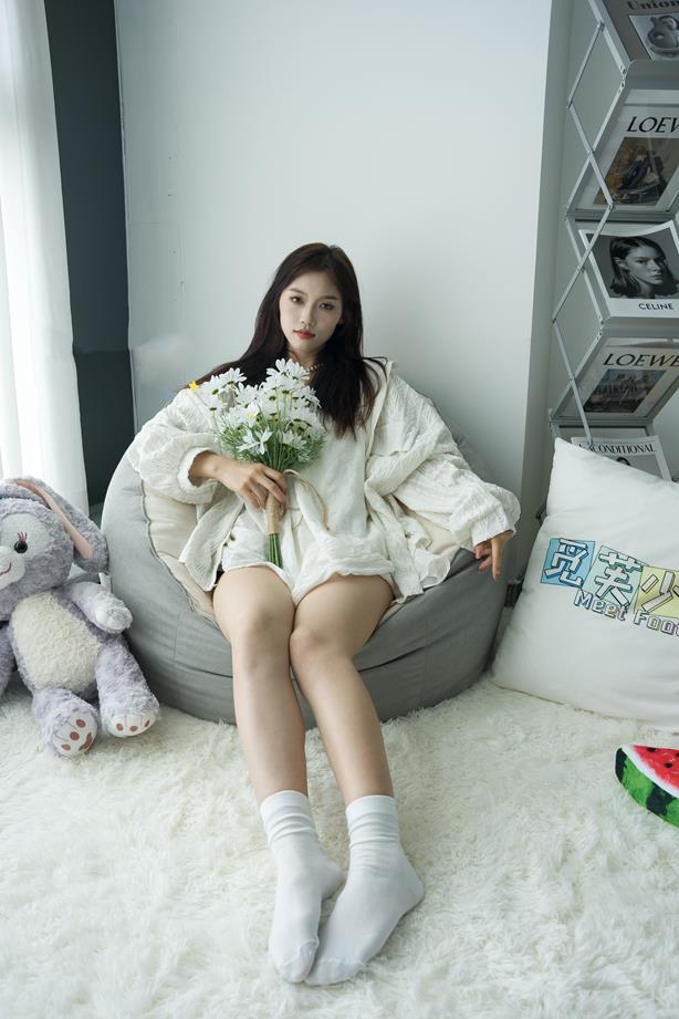 [觅芙少女]NO.028 虹虹-青春是昏睡与暗恋交织的夏天 [194P/2V/8.47G]插图4