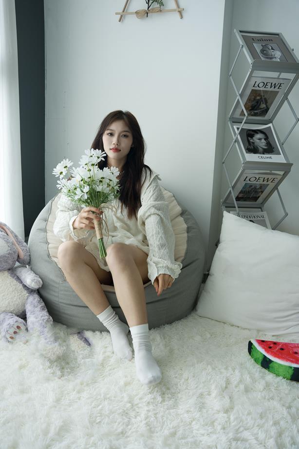 [觅芙少女]NO.028 虹虹-青春是昏睡与暗恋交织的夏天 [194P/2V/8.47G]插图2