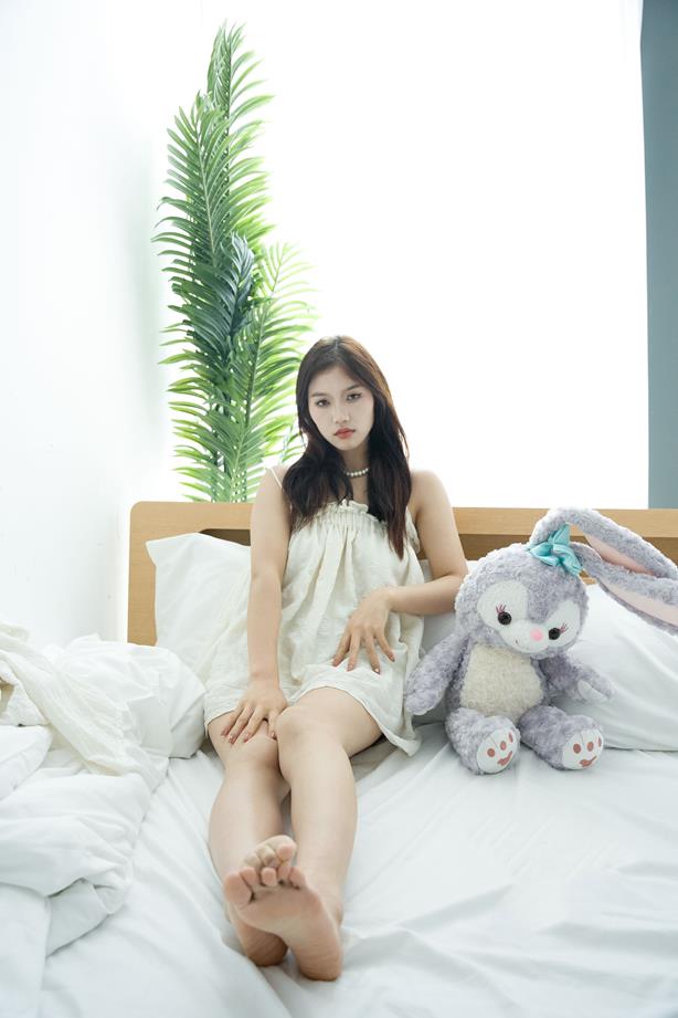 [觅芙少女]NO.028 虹虹-青春是昏睡与暗恋交织的夏天 [194P/2V/8.47G]插图6