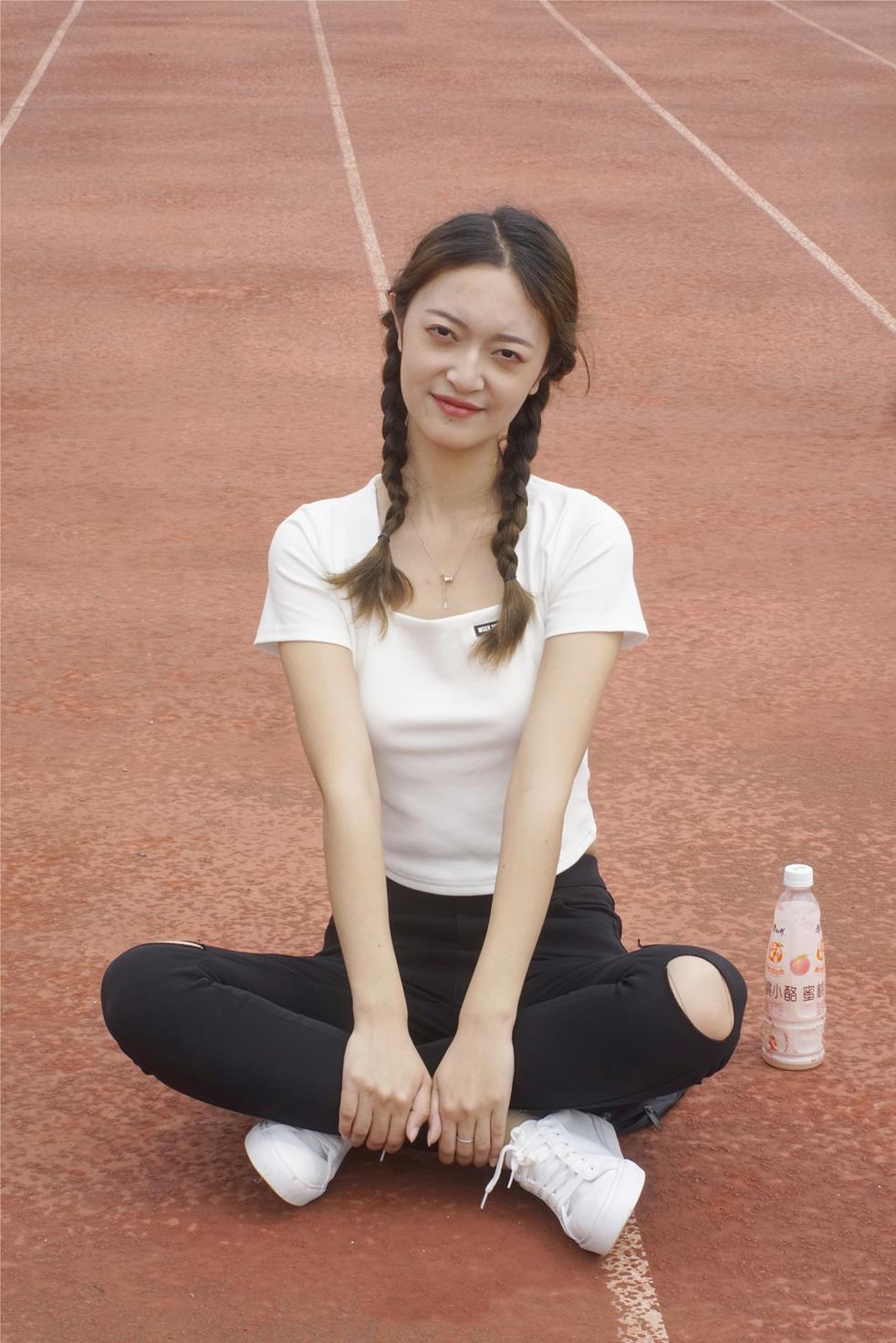 初夏女神039期 依依~《邻家女孩》毕业季 [166P/1V/6.94G]插图7