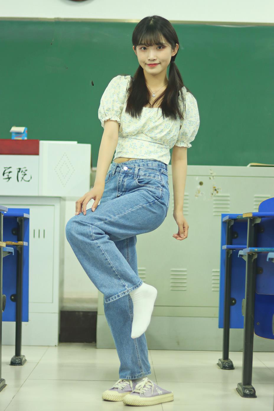 织梦映像 窈窕淑女普通版 [70P/1V/2.13G]插图4