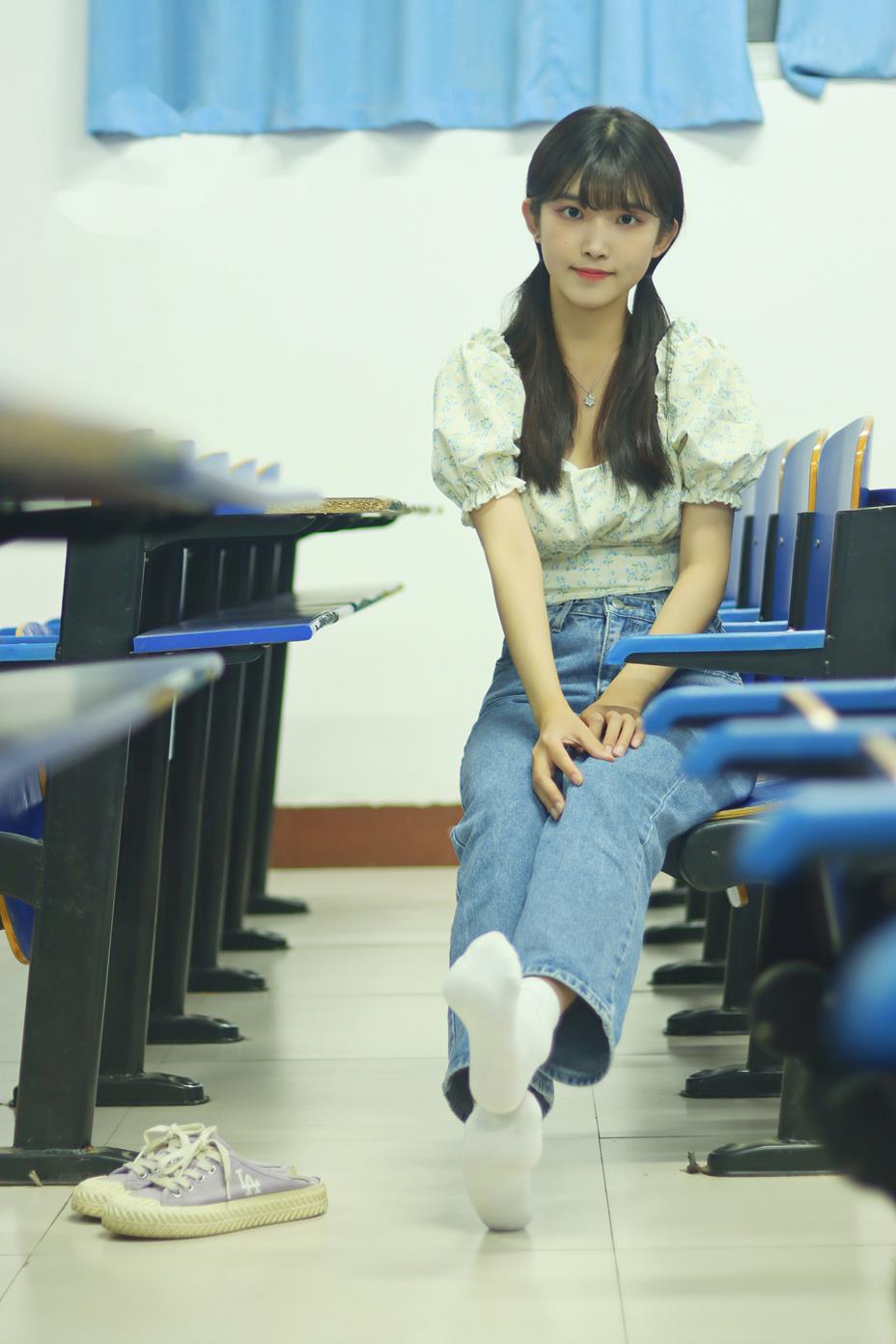 织梦映像 窈窕淑女普通版 [70P/1V/2.13G]插图5