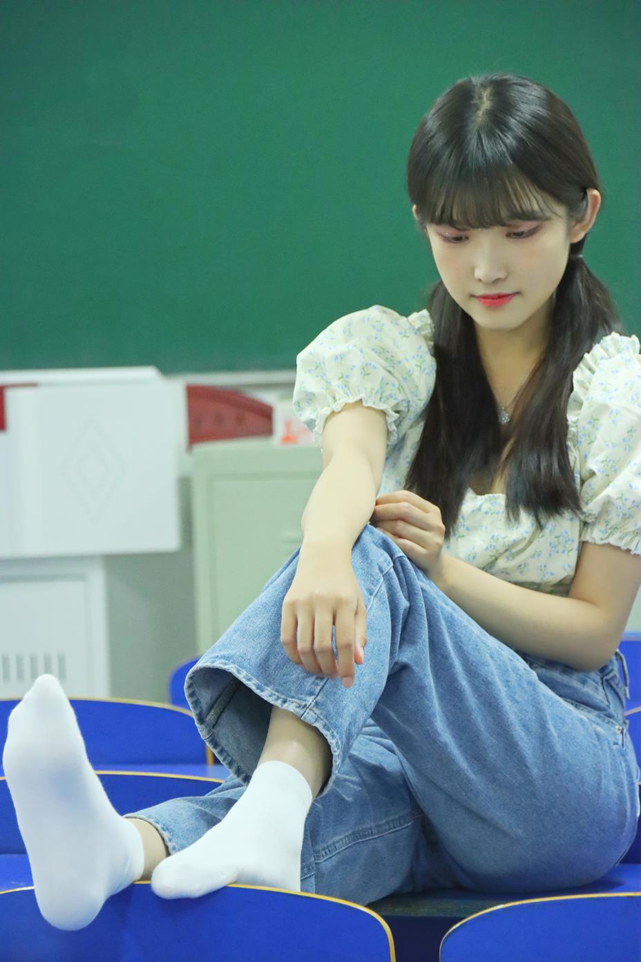 织梦映像 窈窕淑女普通版 [70P/1V/2.13G]插图8