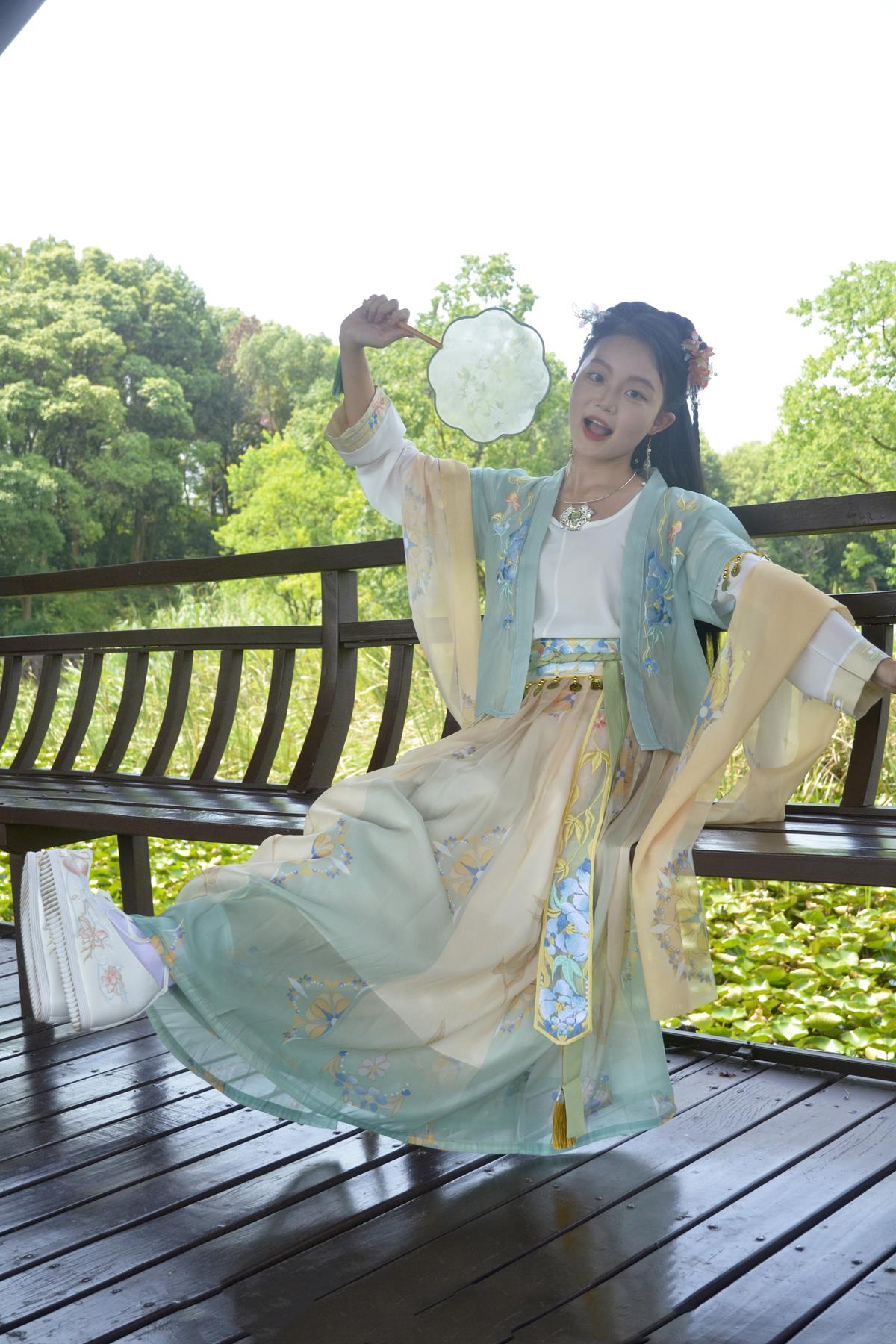 初夏女神 097 双双荷花仙子趁着荷花盛开的季节赶紧拍一套汉元素古装 [149P/1V/10.1G]插图2