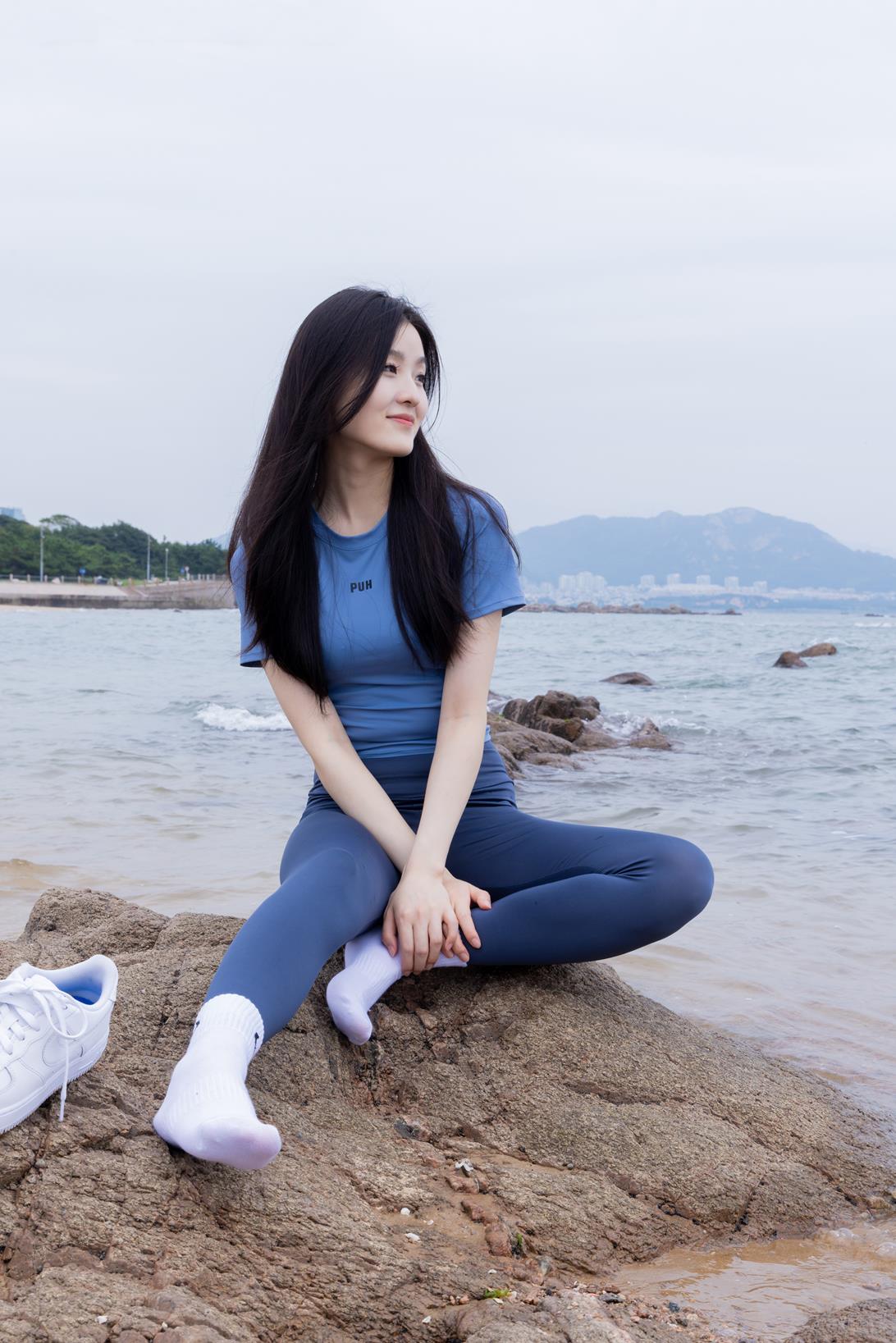 勿恋传媒1703期：青柠-板鞋、白棉袜、裸足、海边剪指甲光脚走路剧情 [199P/1V/5.98G]插图5