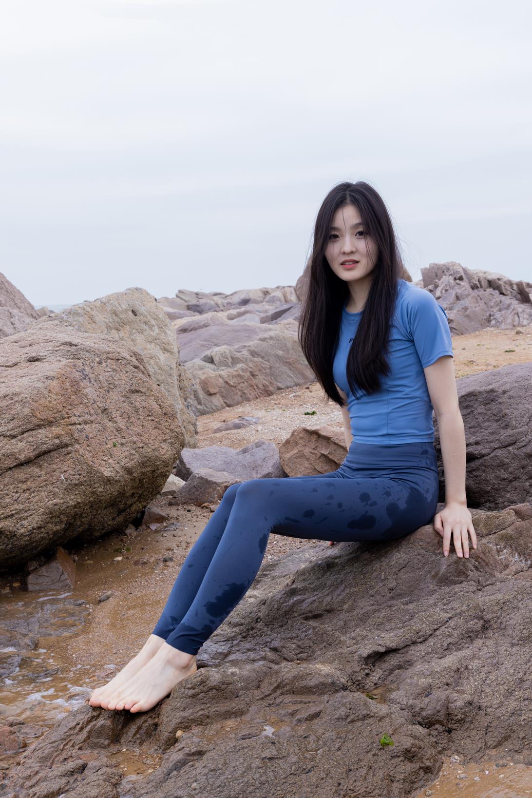 勿恋传媒1703期：青柠-板鞋、白棉袜、裸足、海边剪指甲光脚走路剧情 [199P/1V/5.98G]插图7