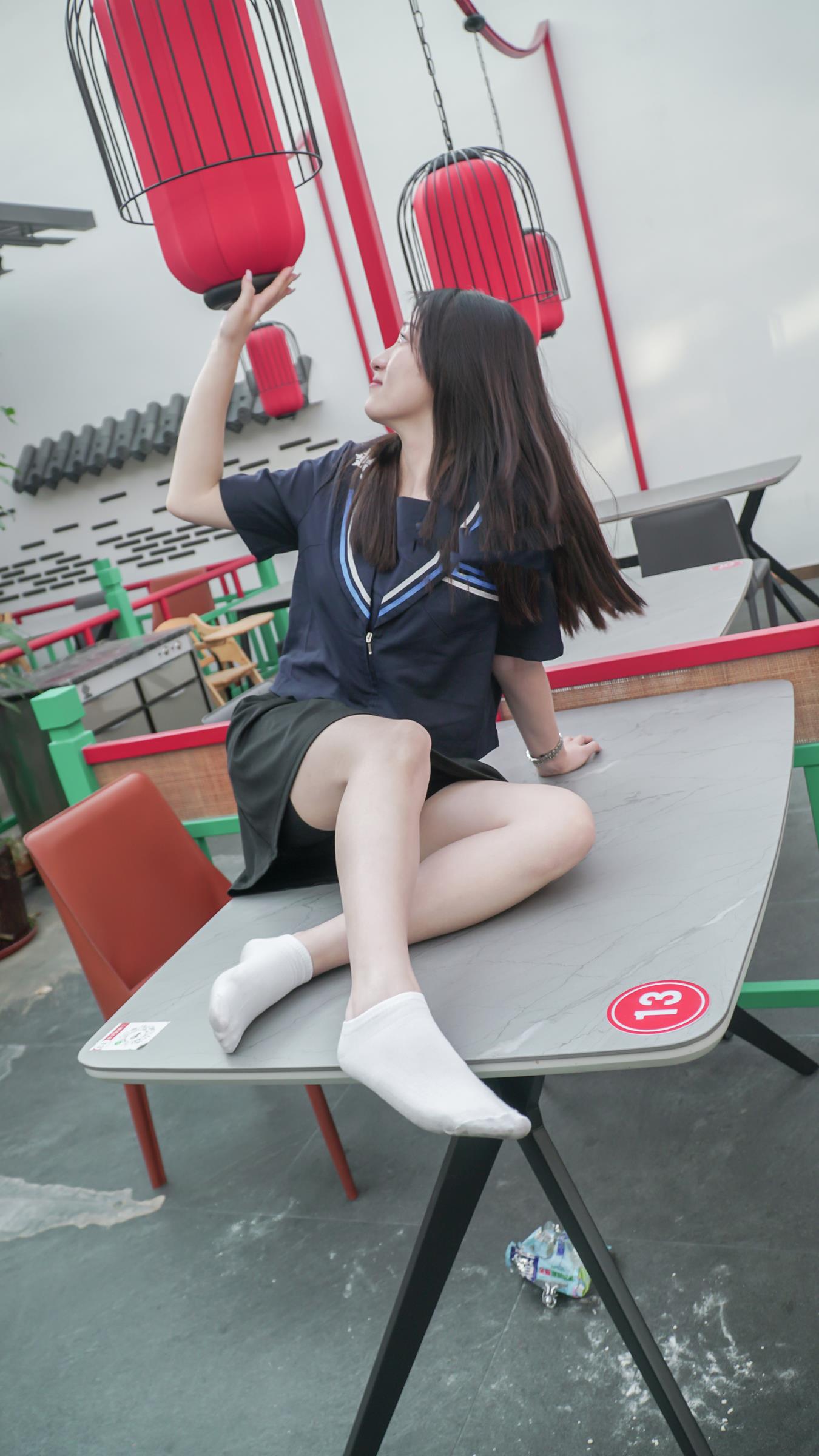 爱丫摄影朝鲜主题酒店全程校服白棉袜脚带特写 [75P/3V/4.85G]插图4