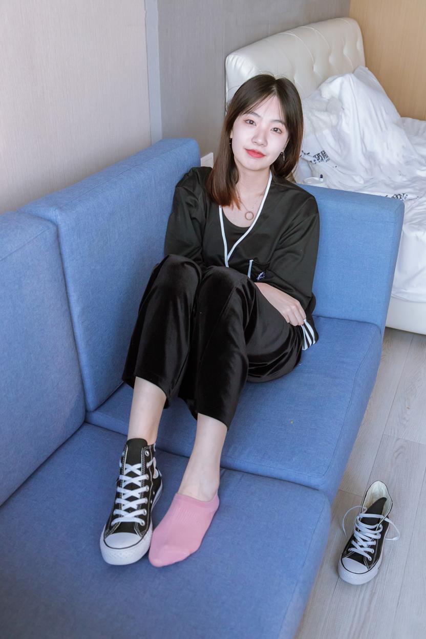 袜啵啵 积分限定作品 20期 高帮帆布鞋粉色棉船袜 [134P/1V/6.09G]插图2