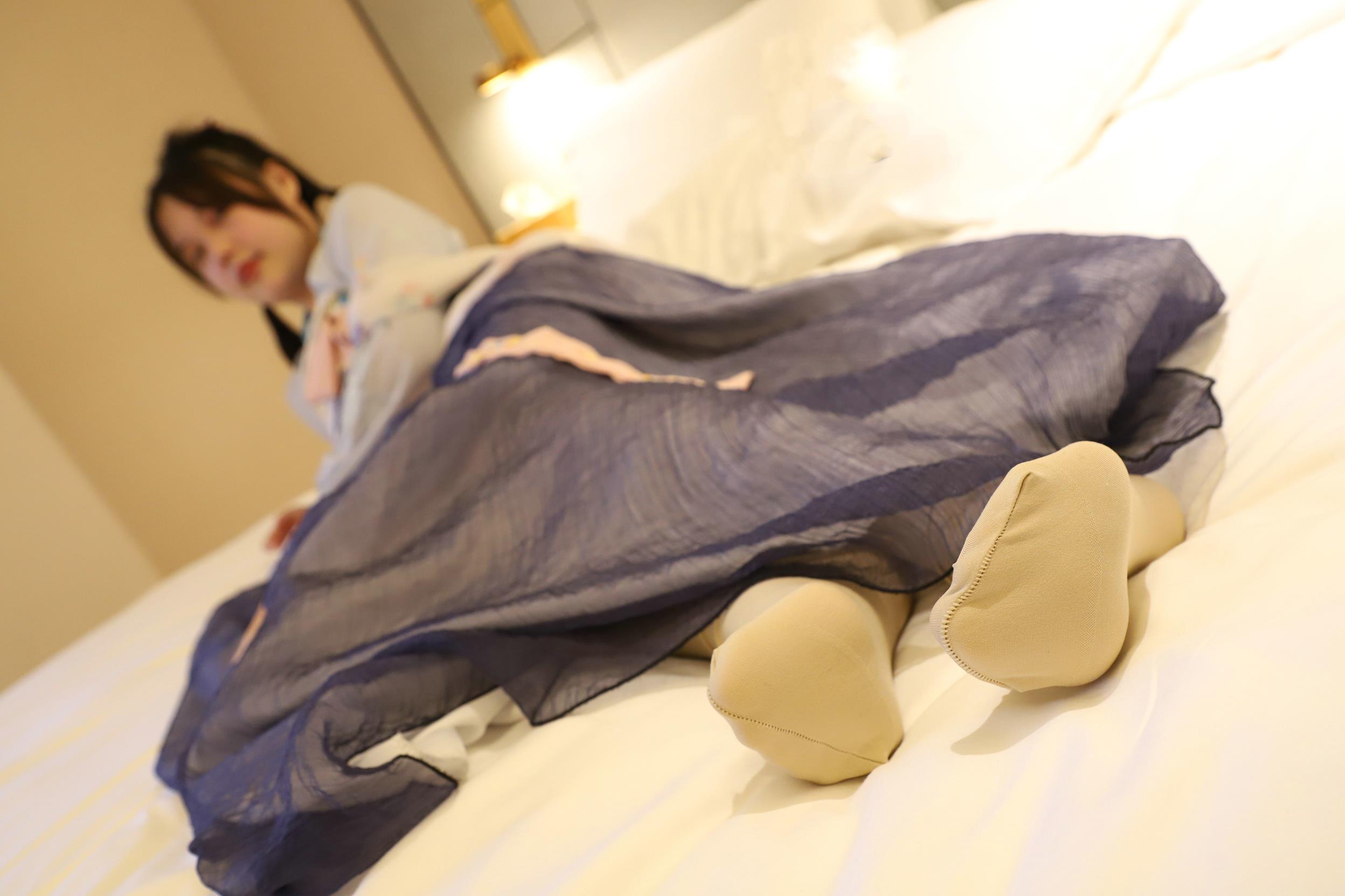 誉铭传媒 2023年第14期 汉服厚肉打底裤包脚裸足[70P/1V/1.26G]插图4