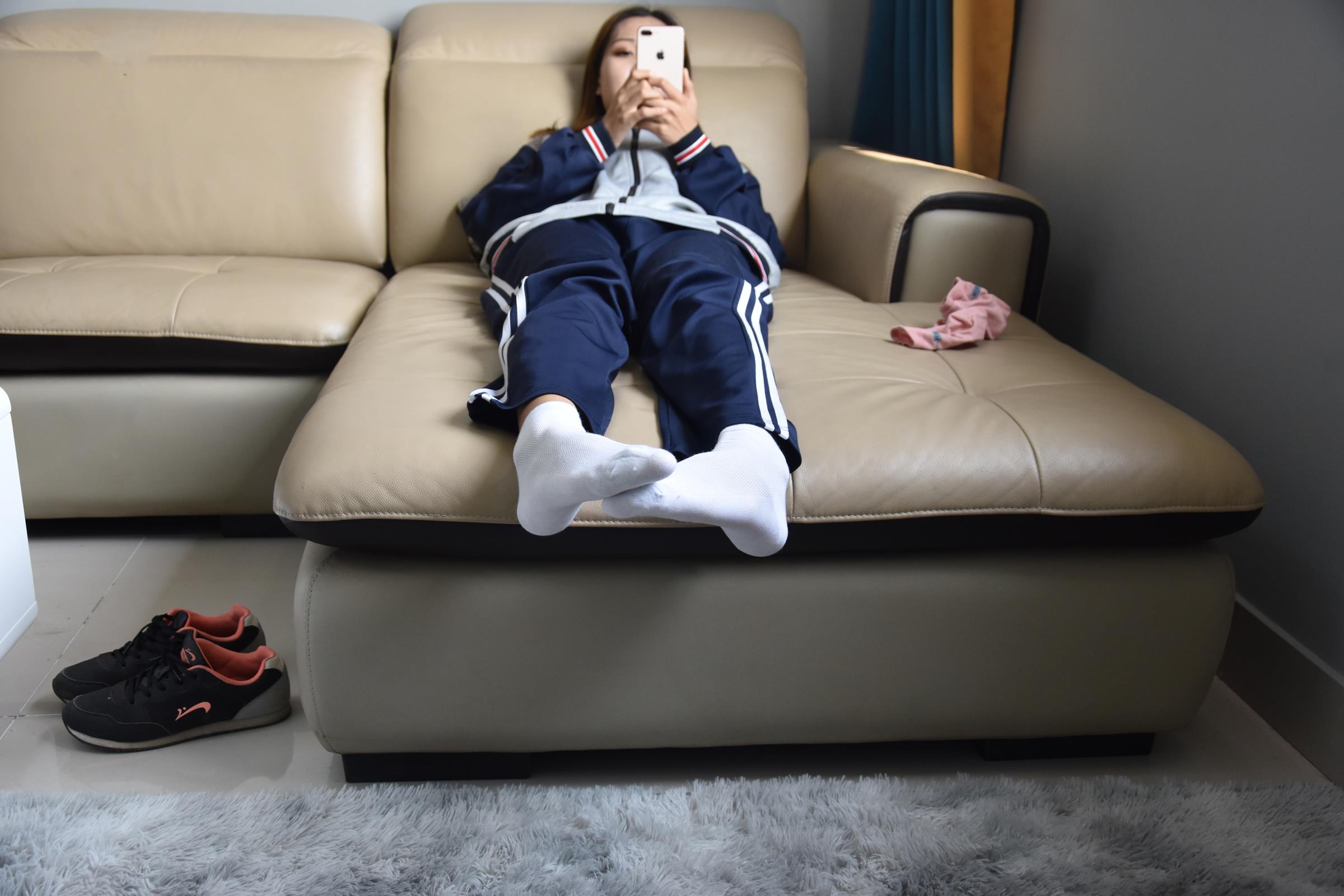 牧光传媒 婷婷 校服白袜脚 [388P/14V/6G]插图7