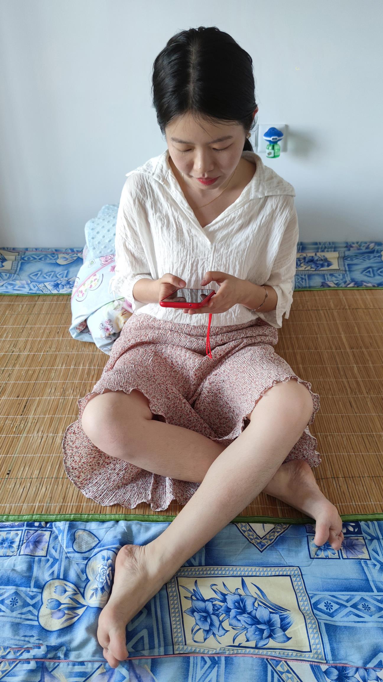 鱼鱼足影 第036期 静静白棉袜篮棉袜脚 [177P/1V/732M]插图