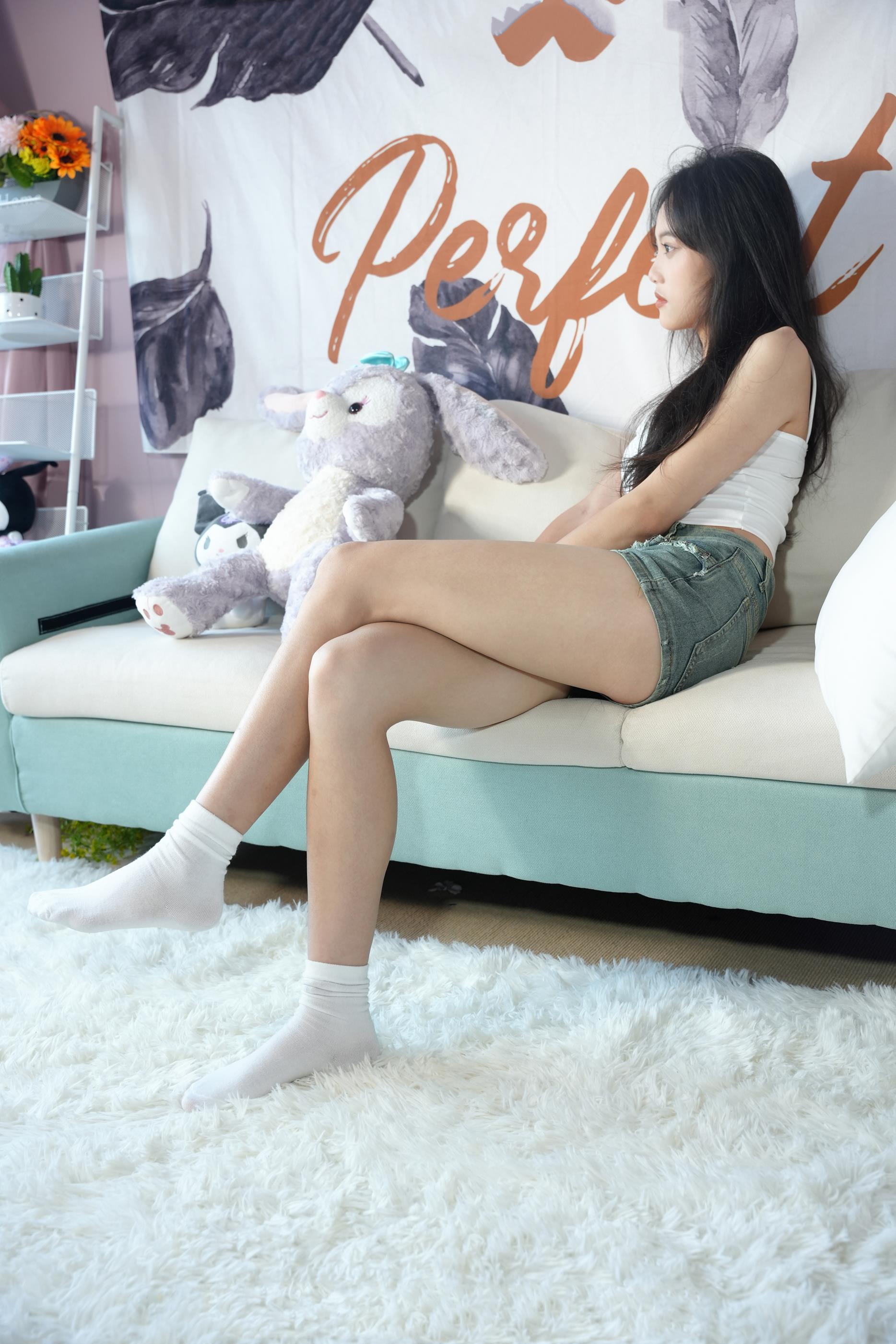 觅芙少女 第085期 白棉袜裸足美脚 [122P/1V/4.52G]插图8