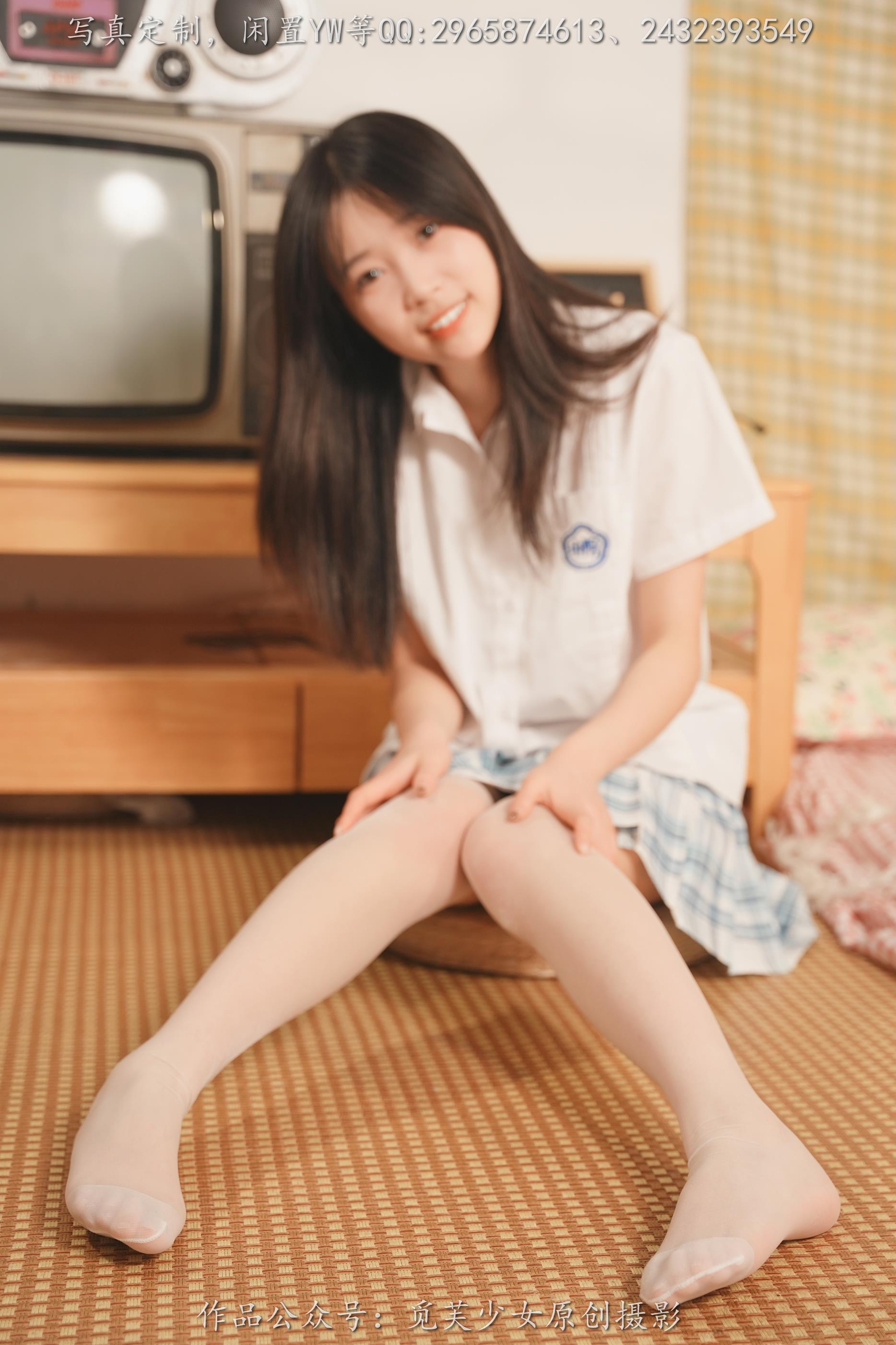 觅夫少女114期JK白丝脚 [124P/2V/8.34G]插图7