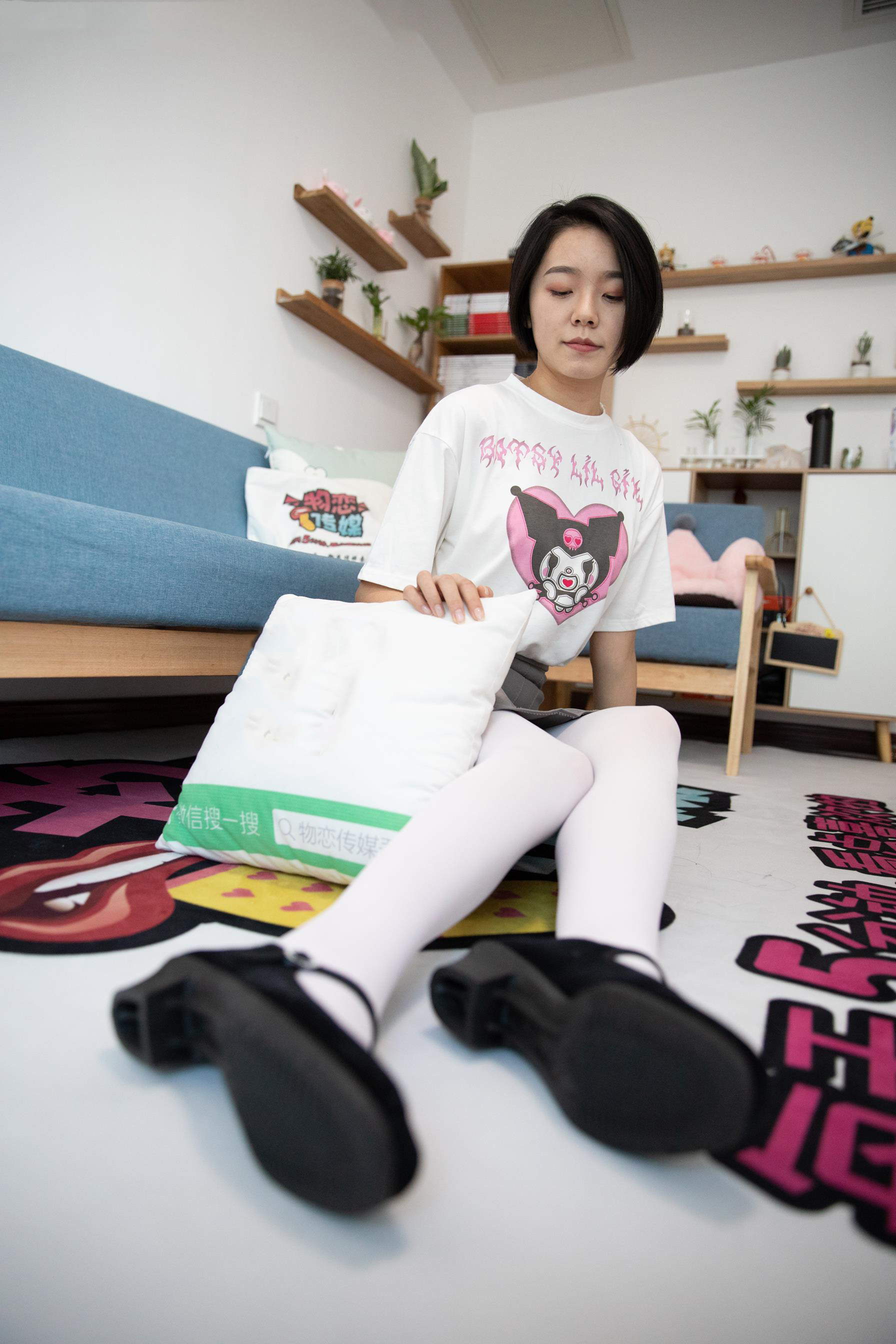 勿恋传媒 积分兑换 008期 小飞JK白丝脚 [157P/1V/4.2G]插图8