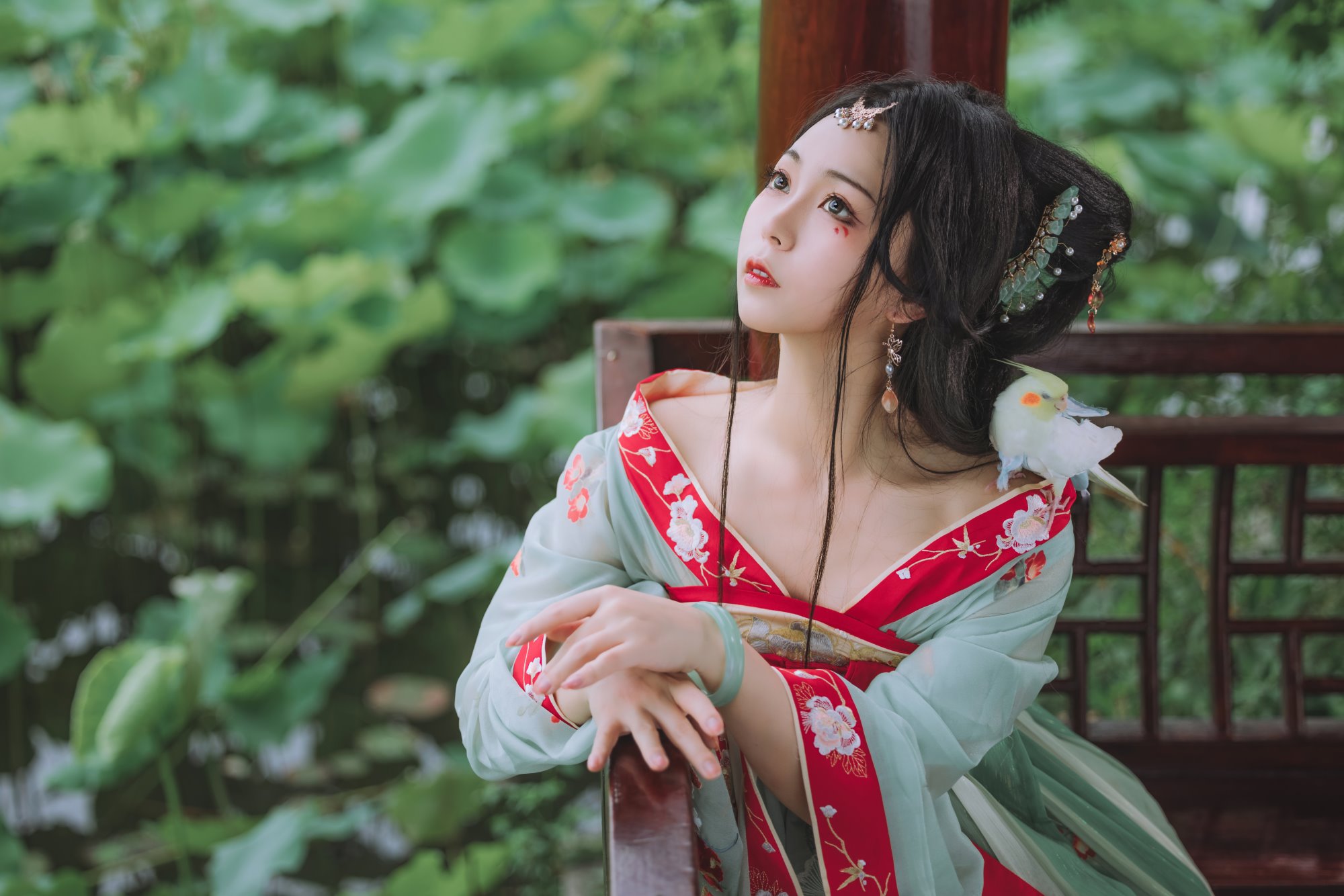 [YITUYU艺图语]2022.08.13 风荷举 阡墨红尘[21+1P/345MB]插图2