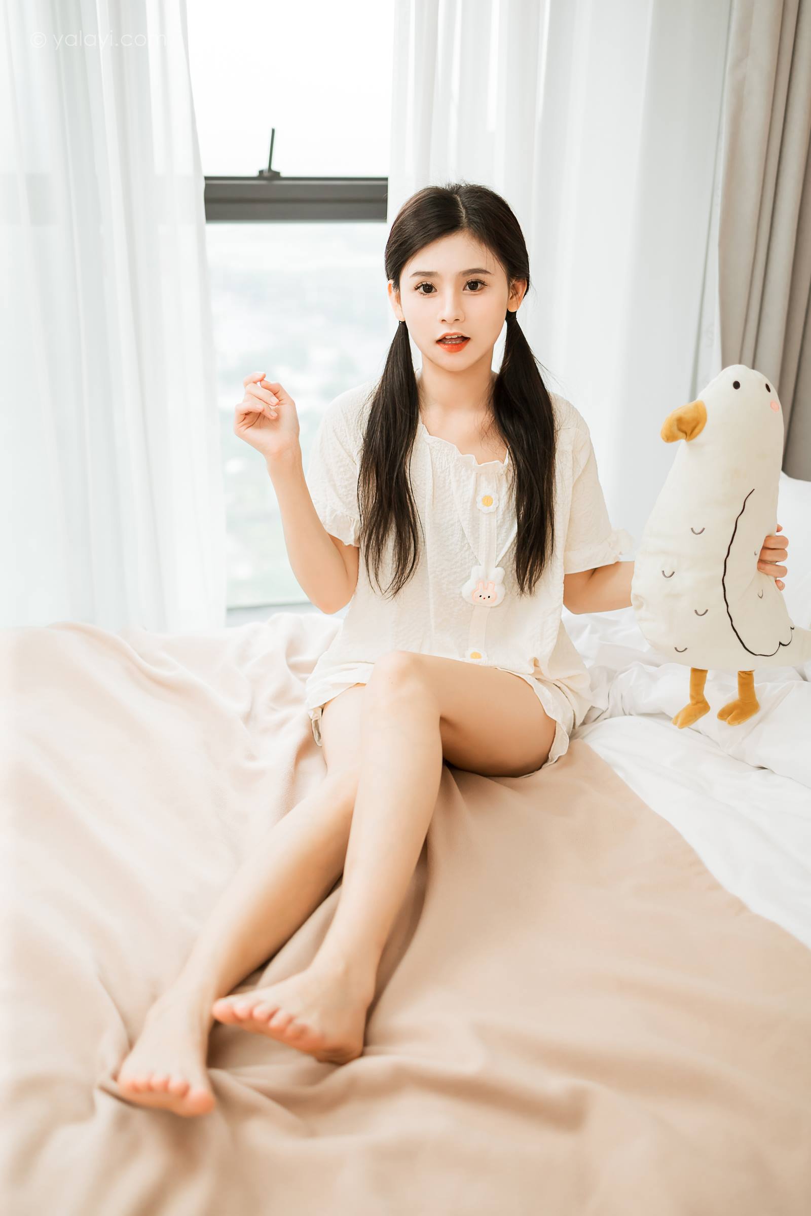 [YALAYI雅拉伊]2023.10.16 NO.1073 双马尾少女 徐小云[44+1P/197MB]插图4