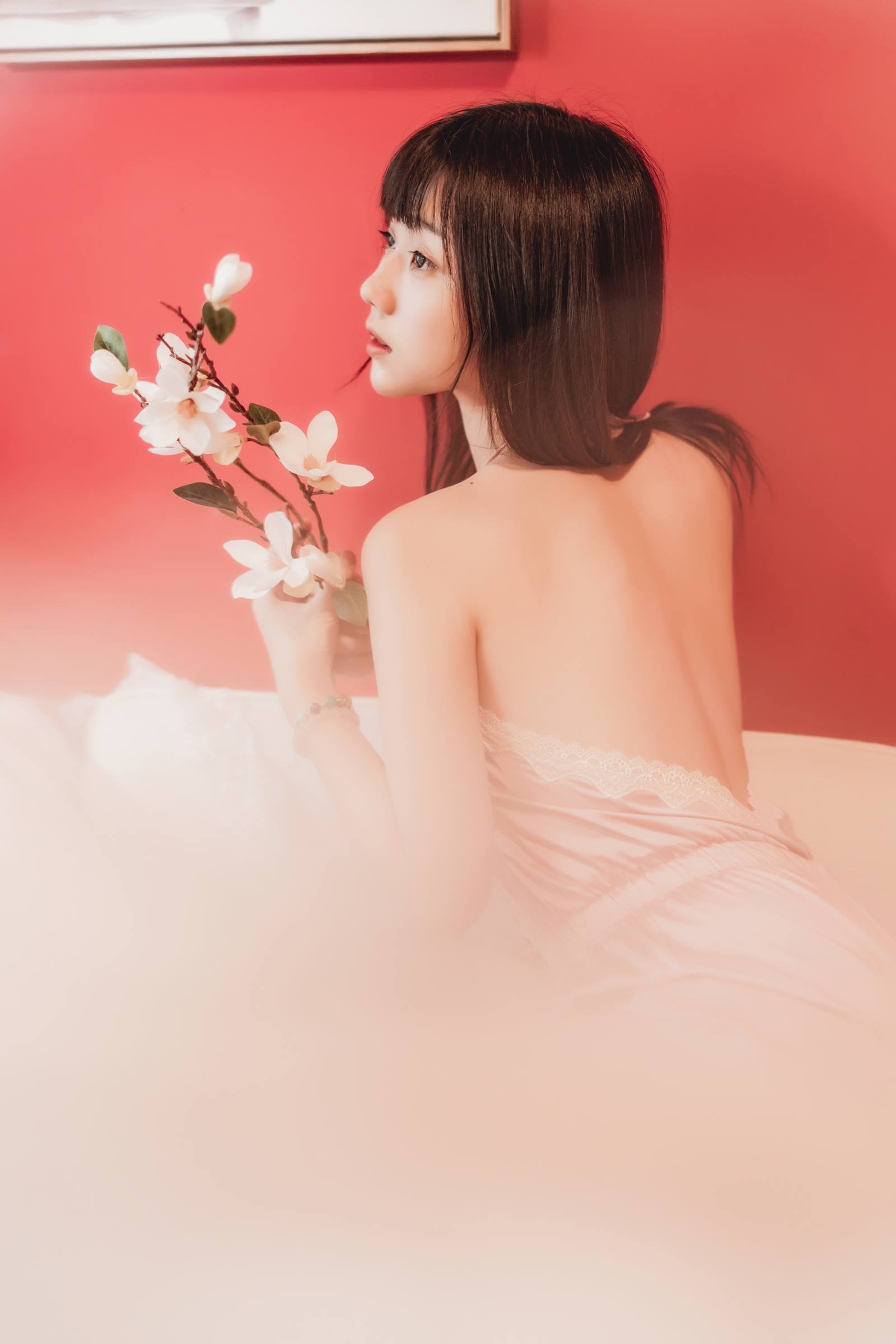 [YITUYU艺图语]2022.08.26 赤色的想念 镜酱_[20+1P/422MB]插图3