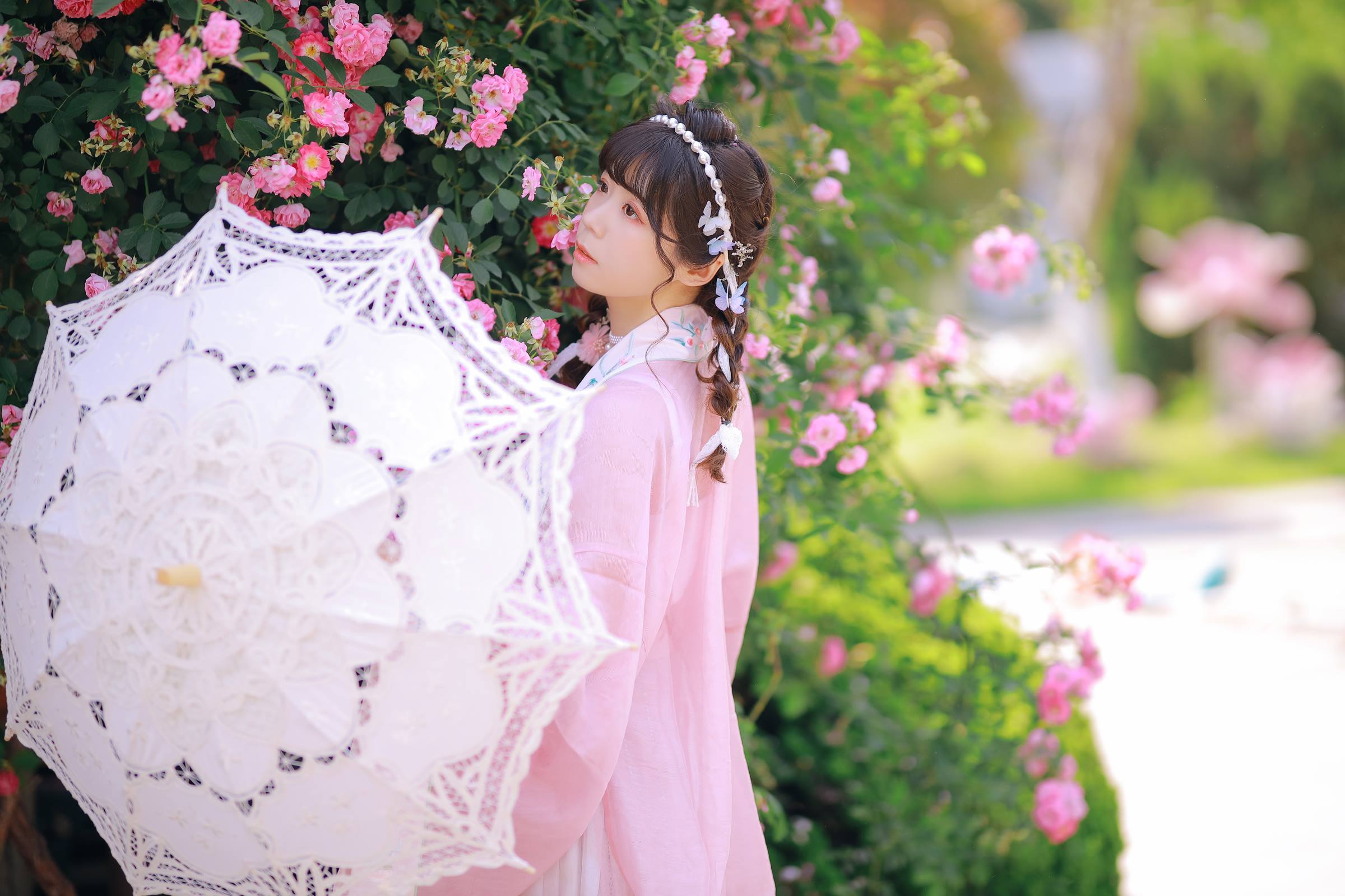 [YITUYU艺图语]2022.08.20 吻花香 Suky喜欢软绵绵毛茸茸的团子[25+1P/205MB]插图3