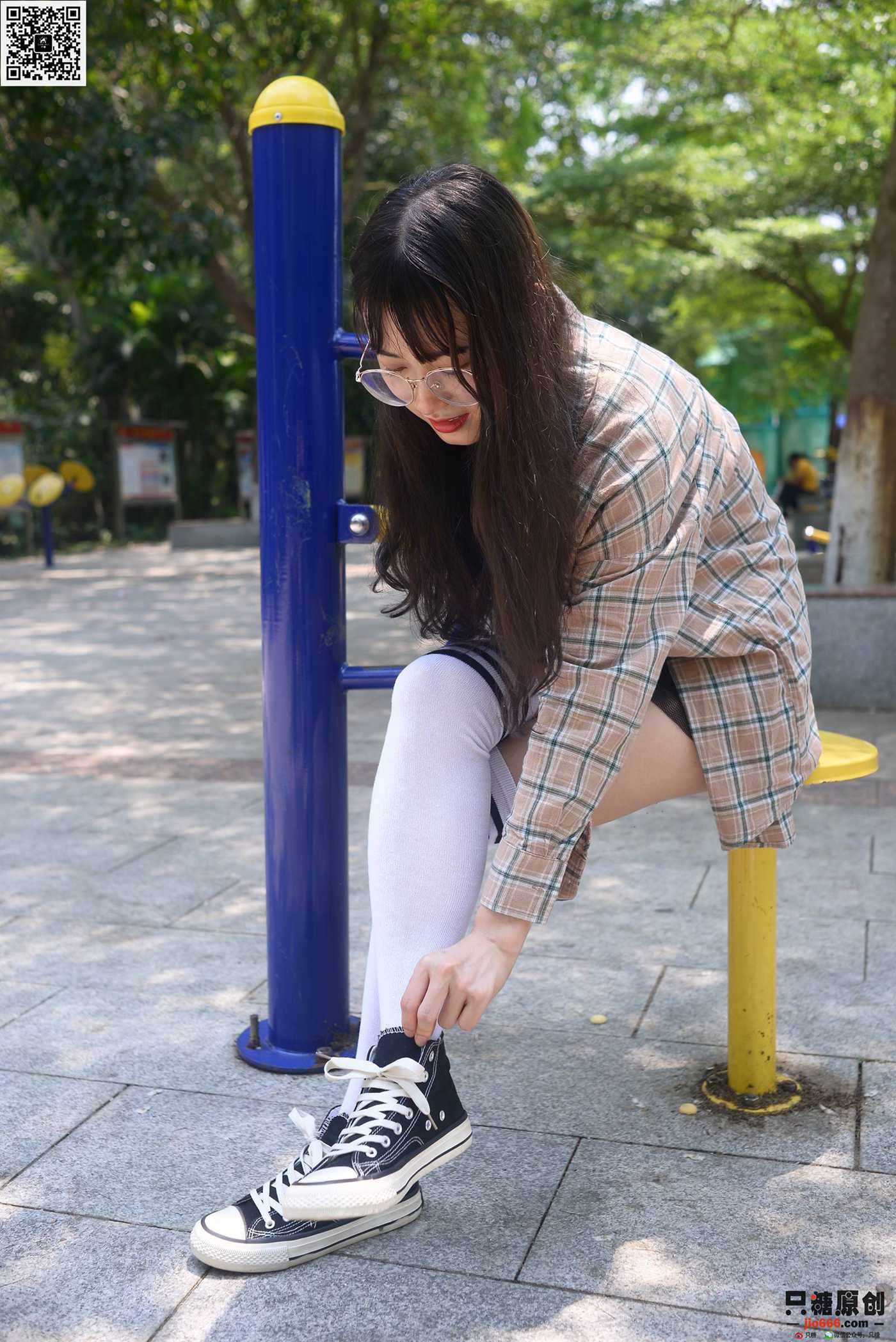 只糖棉袜 NO.374 潘潘 – 风和日暖 [82P/345MB]插图1