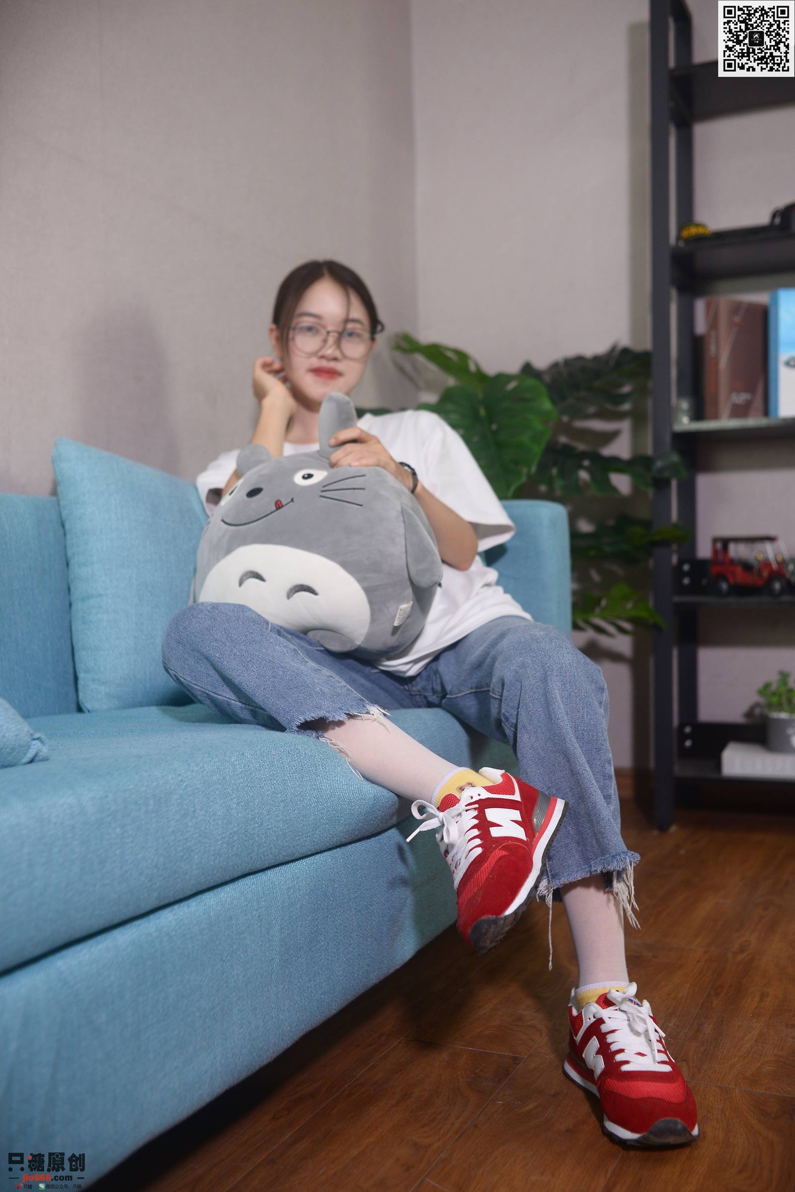 只糖棉袜 NO.359 欣悦 – 萤火的星光 [62P/272MB]插图2